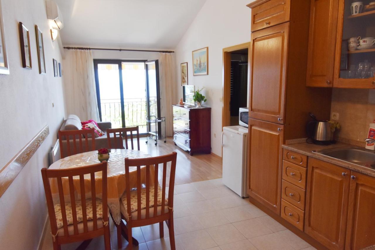 Villa DELFINA Podgora Esterno foto